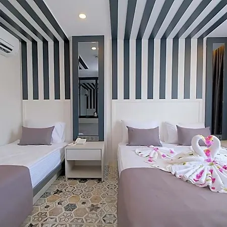 Black Royal Belek 4*
