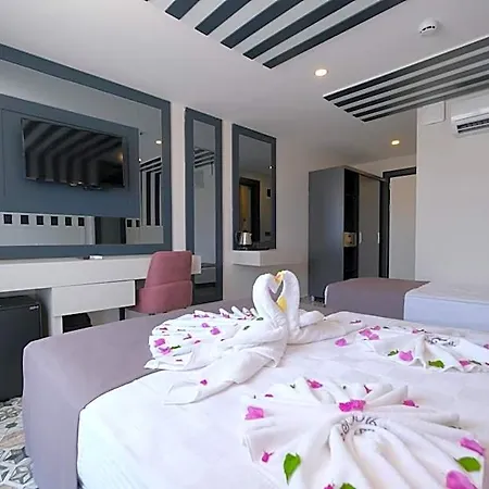 Black Royal Belek 4* Serik