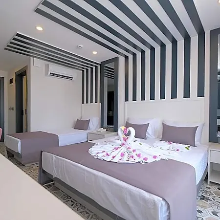 Black Royal Belek 4*